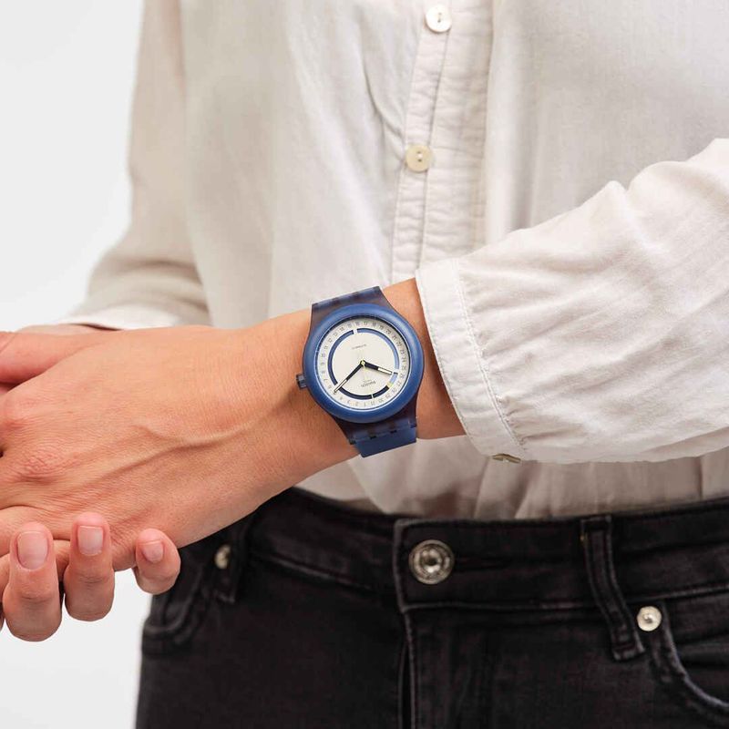 SISTEM51 HODINKEE STOPLIGHT NEON REMIX